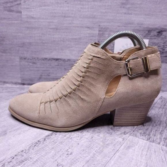 Franco Sarto Great Seppia Western Suede Heeled Ankle Boot Tan Women's sz 7.5 - Picture 3 of 9
